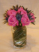 /album/virag-dekoracio/pink-rose-and-thistle-hand-tied-2-jpg/